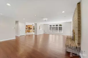 6 King Arthurs Ct, Edison, NJ 08820 - Photo 13