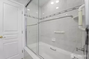 6 King Arthurs Ct, Edison, NJ 08820 - Photo 41