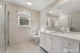 6 King Arthurs Ct, Edison, NJ 08820 - Photo 31