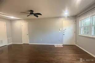 128 College Dr, Edison, NJ 08817 - Photo 5