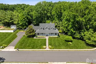 24 Kerr Ln, Old Bridge Township, NJ 07747 - Photo 5