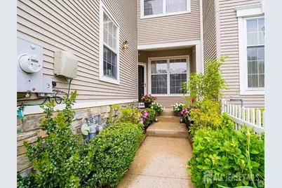 704 Dahlia Circle, South Brunswick Township, NJ 08810 - Photo 5