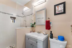 16 Biesiada Ct, Sayreville, NJ 08859 - Photo 11