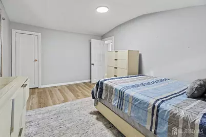 181 Hale Street, New Brunswick, NJ 08901 - Photo 15