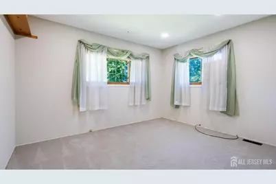 50 Sand Hills Road, South Brunswick Township, NJ 08824 - Photo 19