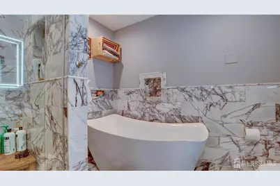 24 Foxchase Drive, Burlington Twp, NJ 08016 - Photo 25