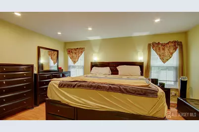 24 Foxchase Drive, Burlington Twp, NJ 08016 - Photo 21