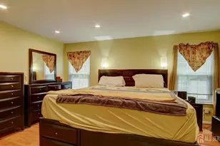 24 Foxchase Dr, Burlington Twp, NJ 08016 - Photo 21