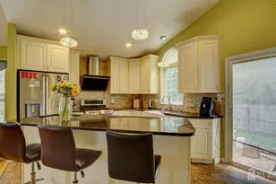 24 Foxchase Dr, Burlington Twp, NJ 08016 - Photo 13