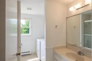 263N Middlebury Ln, Monroe Township, NJ 08831 - Photo 11