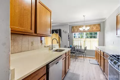 4 Reins Court, Franklin Township, NJ 08873 - Photo 7