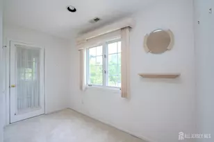 1 Rutland Ln, Monroe Township, NJ 08831 - Photo 11