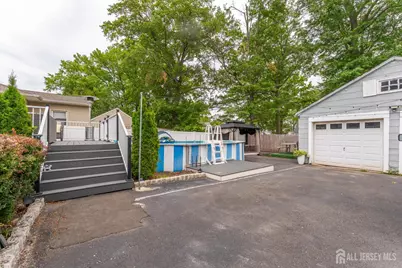566 E Woodbridge Avenue, Avenel, NJ 07001 - Photo 35