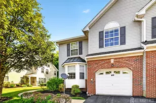 24 Amy Dr, North Brunswick Township, NJ 08902 - Photo 3