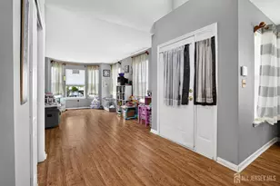 24 Amy Dr, North Brunswick Township, NJ 08902 - Photo 15