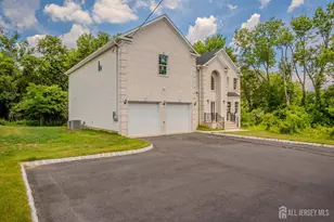 840 Ridge Rd, South Brunswick Township, NJ 08852 - Photo 3