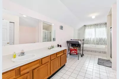 71 Lark Drive, South River, NJ 08882 - Photo 21