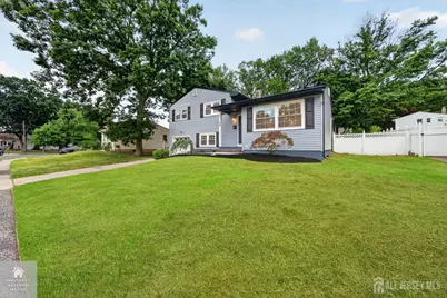 34 Larchmont Road, Edison, NJ 08837 - Photo 3