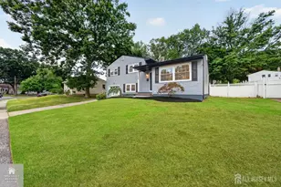 34 Larchmont Rd, Edison, NJ 08837 - Photo 3
