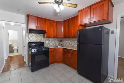 204 College Drive, Edison, NJ 08817 - Photo 7