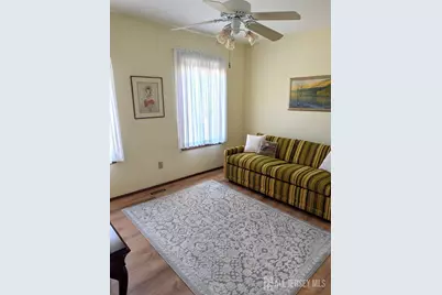 56 Wintergreen Avenue E, Edison, NJ 08820 - Photo 5