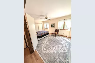 56 Wintergreen Avenue E, Edison, NJ 08820 - Photo 17