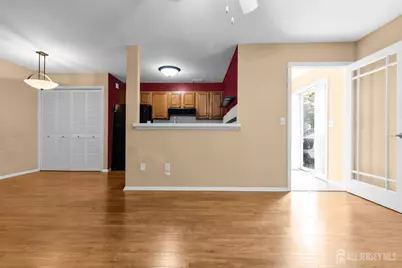 19 Delavan Court, New Brunswick, NJ 08901 - Photo 11