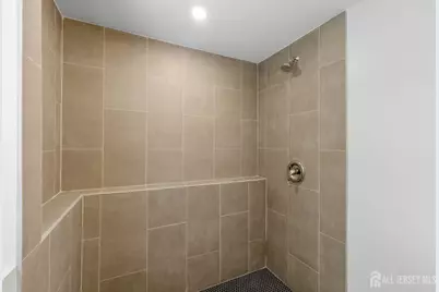 33 Larchmont Road, Edison, NJ 08837 - Photo 23