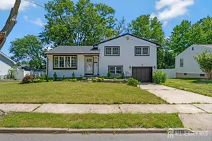 33 Larchmont Rd, Edison, NJ 08837 - Photo 1