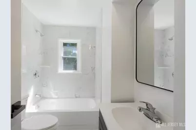 33 Larchmont Road, Edison, NJ 08837 - Photo 19