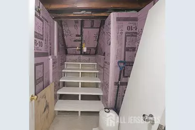 281 E Main Street E, Somerville, NJ 08876 - Photo 33