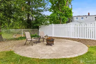 9 Brox Rd, Edison, NJ 08817 - Photo 31