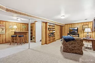 9 Brox Rd, Edison, NJ 08817 - Photo 23
