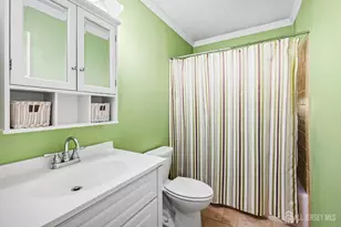 5 Camelot Dr, East Brunswick Township, NJ 08816 - Photo 13