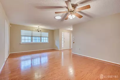 280 Mockingbird Drive, Monroe Township, NJ 08831 - Photo 5