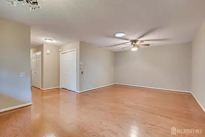 280 Mockingbird Drive, Monroe Township, NJ 08831 - Photo 7
