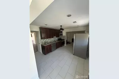 17 Raleigh Road, Edison, NJ 08817 - Photo 7