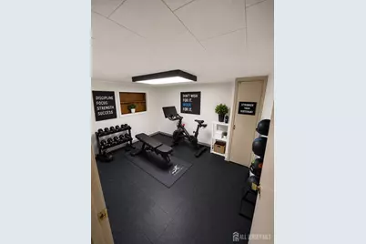 84 Orange Street, Woodbridge Township, NJ 07095 - Photo 7
