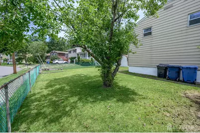 597 Holly Lane, North Brunswick Township, NJ 08902 - Photo 31