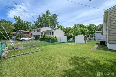 597 Holly Lane, North Brunswick Township, NJ 08902 - Photo 27