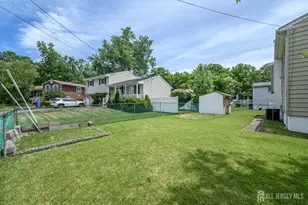 597 Holly Ln, North Brunswick Township, NJ 08902 - Photo 27