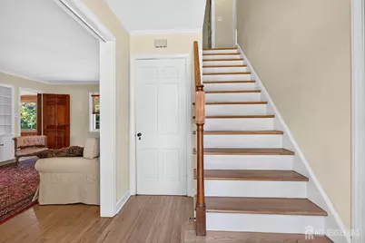 31 Warwick Road, Colonia, NJ 07067 - Photo 5