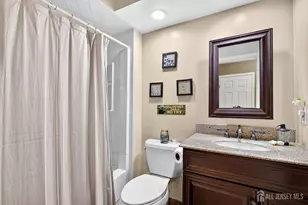 204 Raintree Ct, Helmetta, NJ 08828 - Photo 19