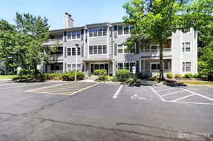 204 Raintree Ct, Helmetta, NJ 08828 - Photo 25