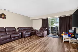 619 Aspen Dr, Plainsboro Township, NJ 08536 - Photo 7