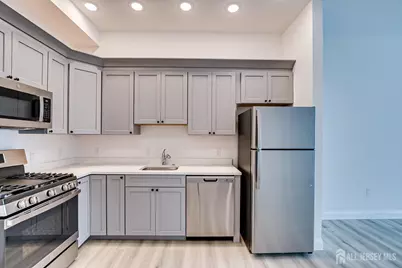 21 Station Place #401, Metuchen, NJ 08840 - Photo 5