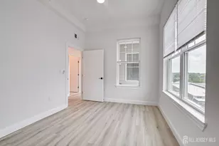 21 Station Pl, Metuchen, NJ 08840 - Photo 17