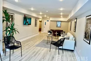 21 Station Pl, Metuchen, NJ 08840 - Photo 25