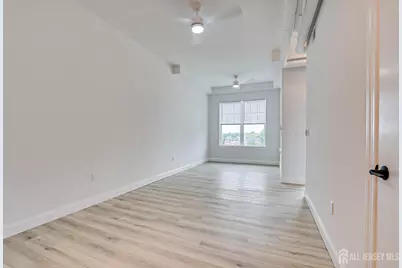 21 Station Place #401, Metuchen, NJ 08840 - Photo 7