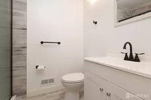 243 Hampshire Ct, Piscataway Township, NJ 08854 - Photo 13